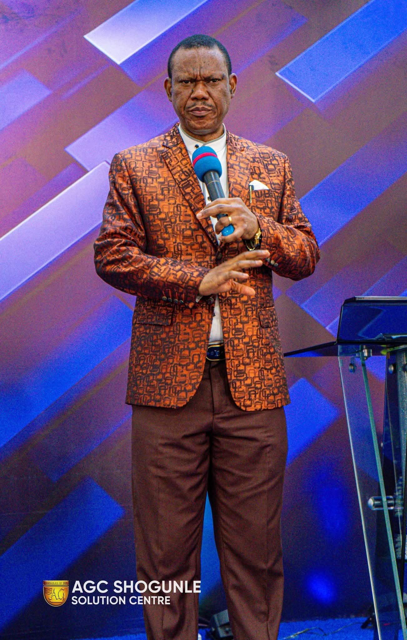 Prayer and fellowship